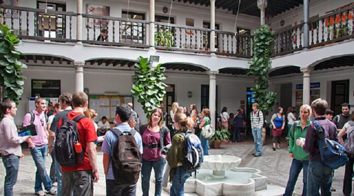 University of Granada. Spanish Language and Culture Course. Fall Semester in Granada, Spain University of Granada Study Abroad in Spain