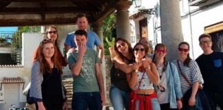 Delengua Spanish School. Intensive Spanish Language Course in Granada, Spain. Delengua Spanish School. Study Abroad in Granada Spain.