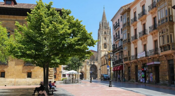 University of Oviedo. Spanish Language & Culture in Spain. Fall Semester in Spain. Study Abroad in Spain - Oviedo
